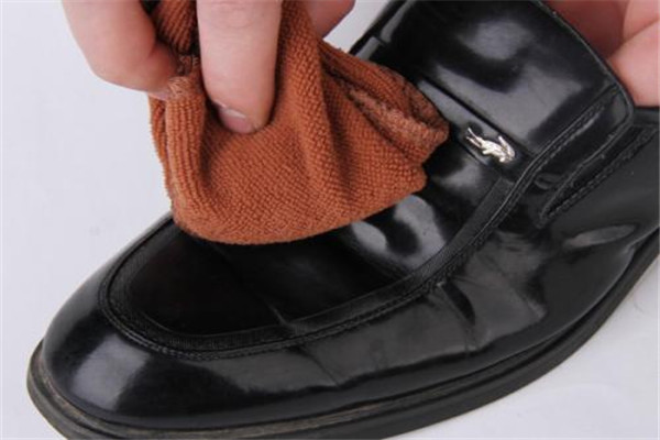 VDSS皮鞋皮具养护行